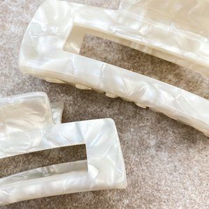White Pearl Duo Hair Claw Set